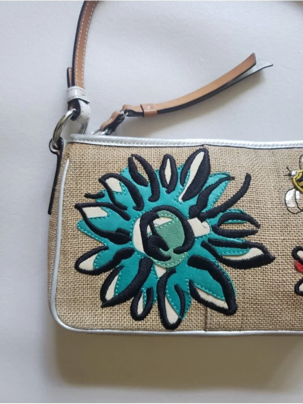 Vintage Coach Straw Floral Bee Summer Shoulder Bag 8672 Limited Eedition